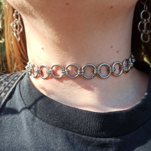 Bleeding Heart Choker